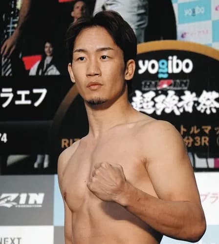 【画像】朝倉未来さんの私服、ガチでセンスがなさすぎるｗｗｗｗｗｗｗｗｗｗ