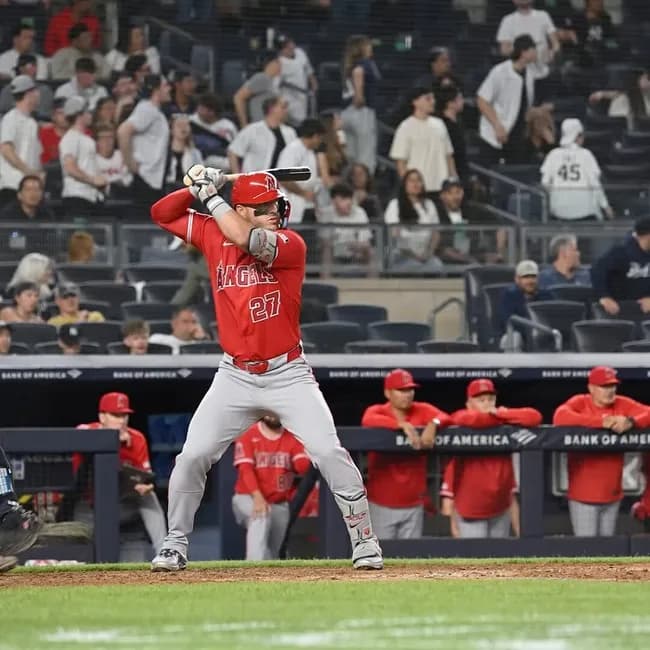 【朗報】マイクトラウトさん復活してしまう。１試合に2発のホームラン