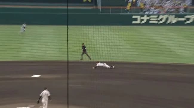 【阪神対巨人4回戦】巨人・浦田、ファインプレー！！！！！！！！！！