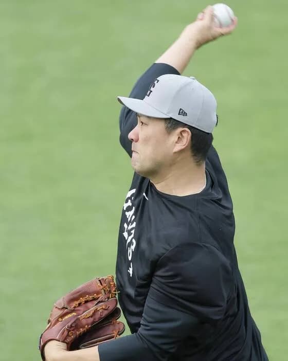 【巨人】田中将大、１６日にスライド先発　初の「伝統の一戦」　１５日は雨天中止も絶好調マー君が思い出の地で虎封じへ　４年ぶり甲子園登板