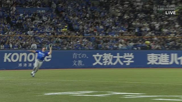 DeNA・ヒュンメル、また落球　フライを顔面に当ててしまうｗｗｗｗｗｗ