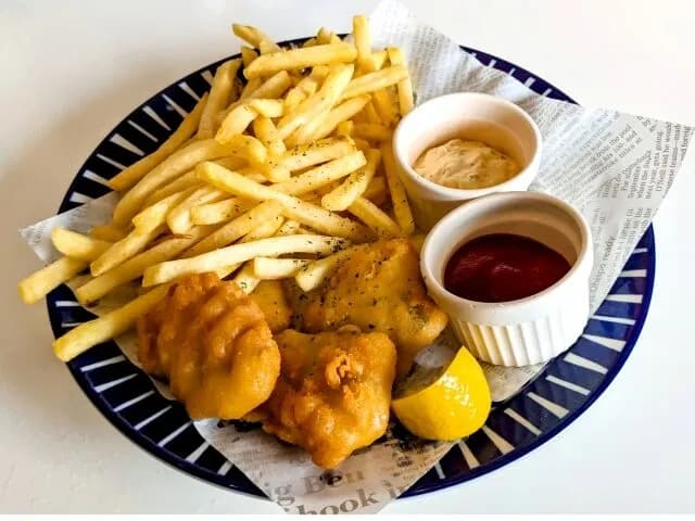 欧米の「フィッシュ&チップス」って日本の食べ物だと何の立ち位置なん？