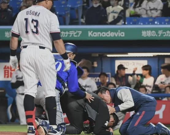 ＤｅＮＡ筒香　自身の代打安打よりアクシデントで交代の川上球審を心配「無事を祈るだけです」