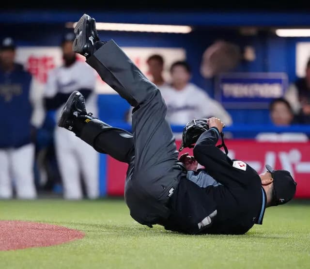 ヤクルトスワローズ公式お気持ち表明