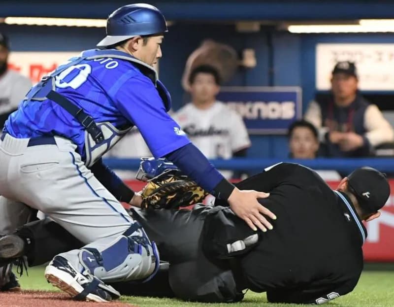 オスナのバット直撃を喰らった川上審判員が緊急手術　昨日が1軍初試合