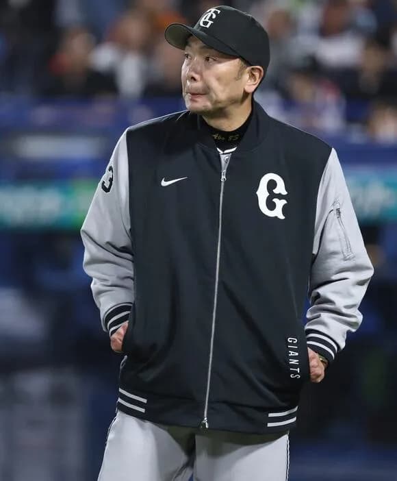 巨人・阿部監督、まさかの守護神セーブ失敗で逆転サヨナラ負けも「こういうこともある」