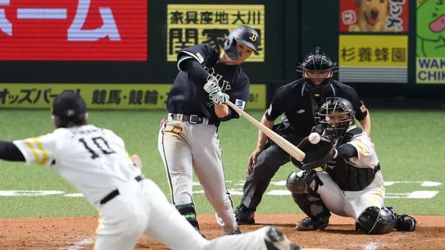 西川龍馬『SB上沢のノーヒットノーラン阻止打』に疑惑の判定←カープファンの反応