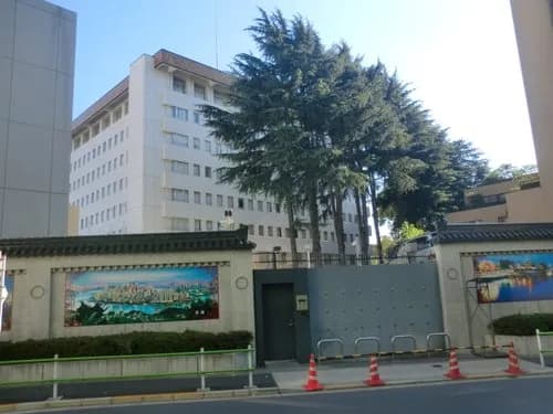 【悲報】日本「待って中国さん、わが軍の士官は責任能力ないかもしれないから鑑定するね」・・・・・・・・・