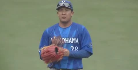 DeNA勝又温史が２日連続好守　広島床田の左翼後方への打球を背走しながら左腕伸ばし好捕！