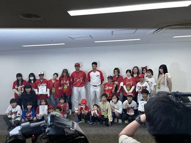 【定期】秋山翔吾さん、ひとり親家庭の親子を試合に招待