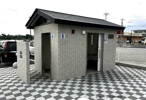 【戦慄】安達結希くん(11)の遺体が一時捨てられていたと見られる公衆トイレ、マスコミが利用しまくっていた・・・・・・・・・