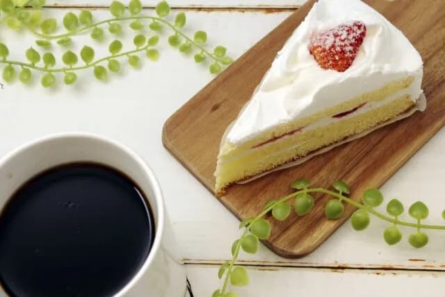 ブラックコーヒーで流し込むと旨いもの