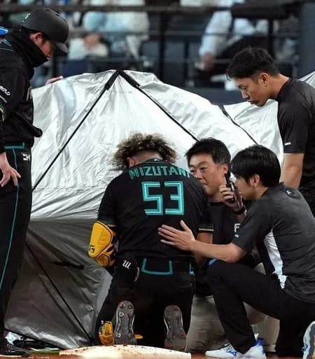 日ハム・水谷「左尺骨遠位端骨折」で抹消　顔面付近への送球を防ごうとして直撃