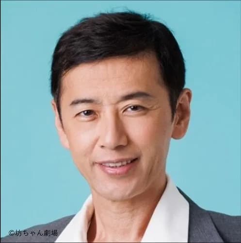 【悲報】大浦龍宇一さん(57)、22歳年下妻とついに離婚してしまう・・・・・・・・・