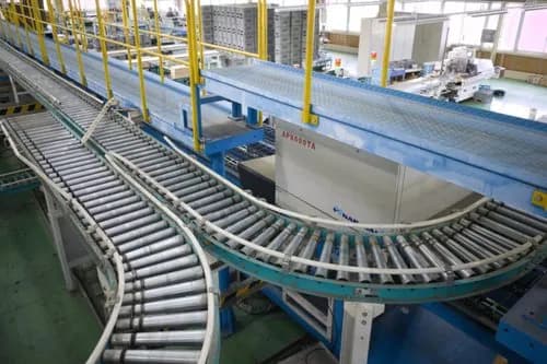 【動画】工場の衣服巻き込まれ事故、一瞬で全部持っていかれてしまうｗｗｗｗｗｗｗｗｗｗ