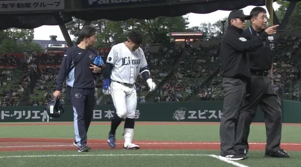 西武・桑原将志が走塁中に左足負傷…