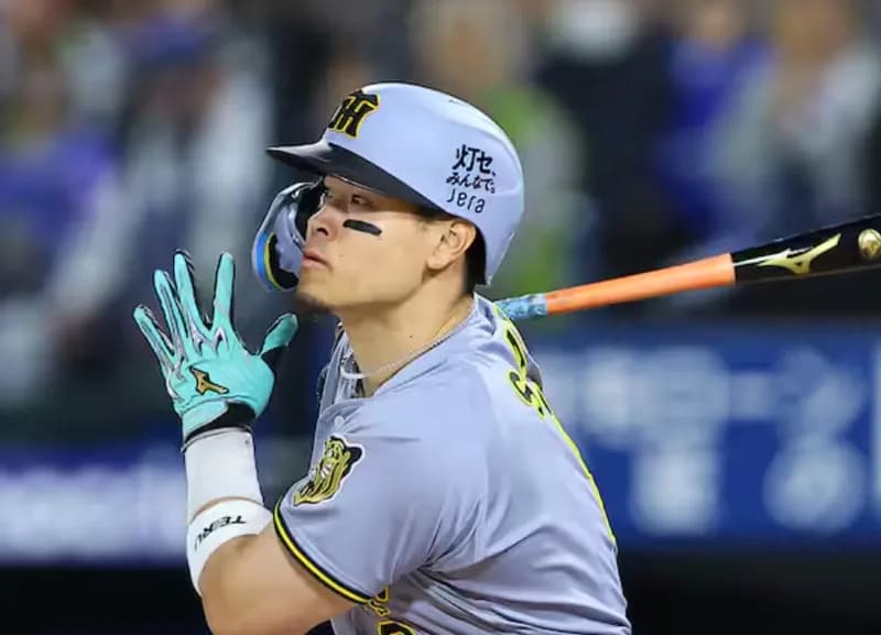 佐藤輝明 打率.403(77-31) 本塁打5 打点22