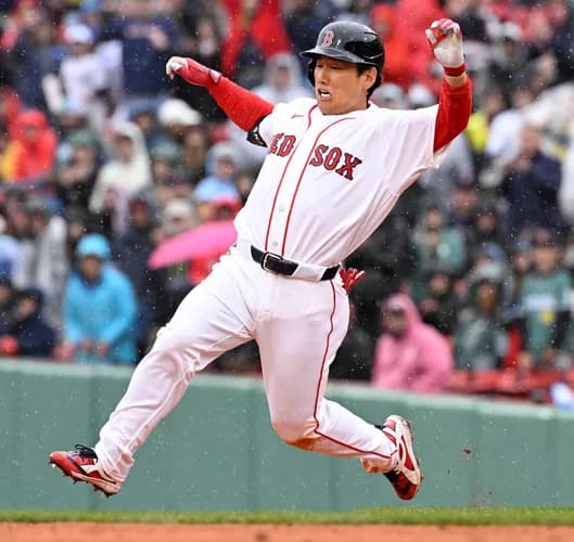 吉田正尚、今季３度目のマルチ安打　２得点し勝利に貢献「引き続き結果を求めていきたい」