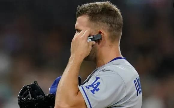 選手会がピッチコム早期導入を要望「サイン盗みの疑いもなくなる」