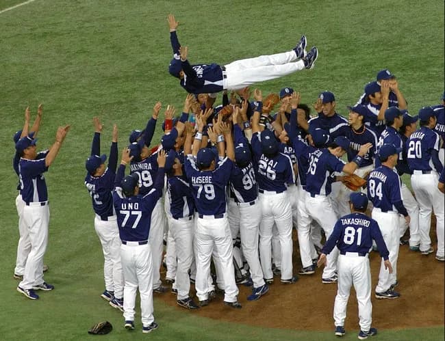 落合「中日ドラゴンズを4回優勝させました」星野「中日ドラゴンズを3回優勝させました」←こいつら