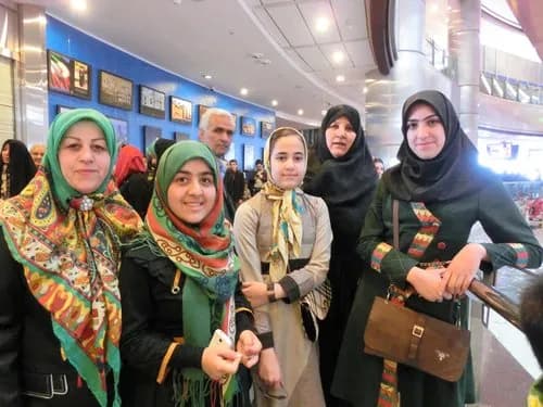 【悲報】普通の日本人さん「近所の保育園でイスラム教徒の保育士が働き始めて鬱」←5万いいね・・・・・・・・・