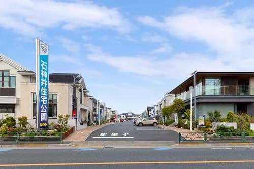 【朗報】ワイ（40）、住宅展示場でフランクフルト焼くだけの簡単なお仕事で年収1500万円ｗｗｗｗｗｗｗｗｗｗ