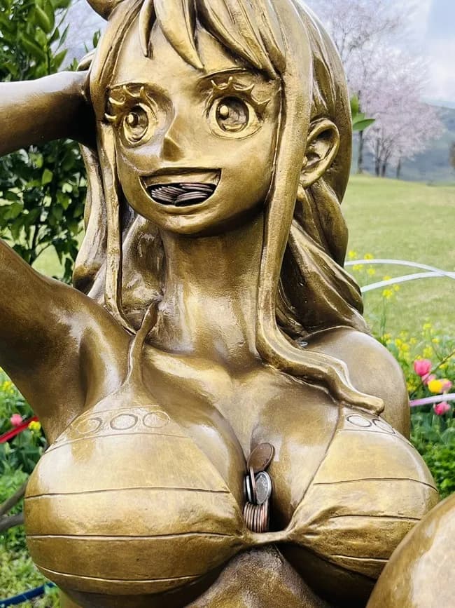 【画像】ワンピース ナミのブロンズ像、ストリッパーみたいになる