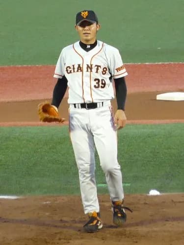 【悲報】巨人が破壊した辻内さん、秋田で現金輸送車警備員の下働きをしていた・・・・・・・・・