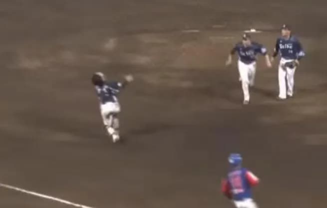 【悲報】西武３軍、守備崩壊