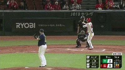 【広島対ヤクルト5回戦】ヤクルトが２連勝　五回にサンタナが決勝２ラン　２夜連続の完封リレー、先発・高梨は六回途中無失点で２勝目　広島は２戦連続＆今季３度目の完封負け