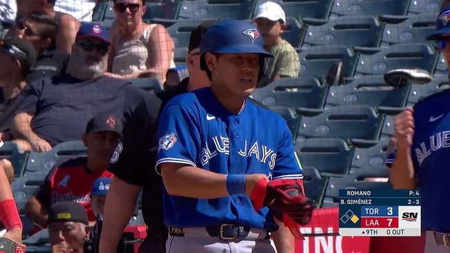 岡本和真（29）　.207 3HR 8打点 OPS .622 war0.0 ←これ　w w w w w w w w w w w w w w