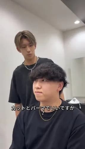 【悲報】カリスマ美容師さん、薄毛男性を救おうとしてトドメを刺してしまう・・・・・・・・・