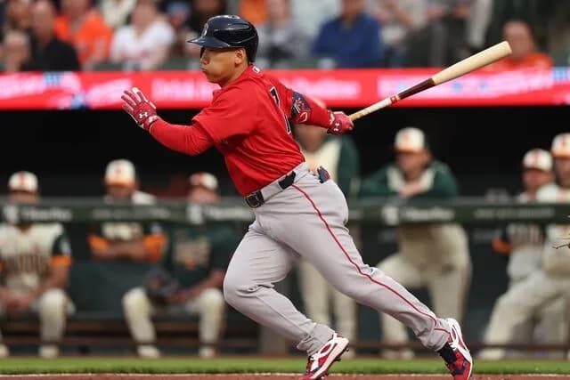 【悲報】吉田正尚さん、コーラ監督クビでピンチ