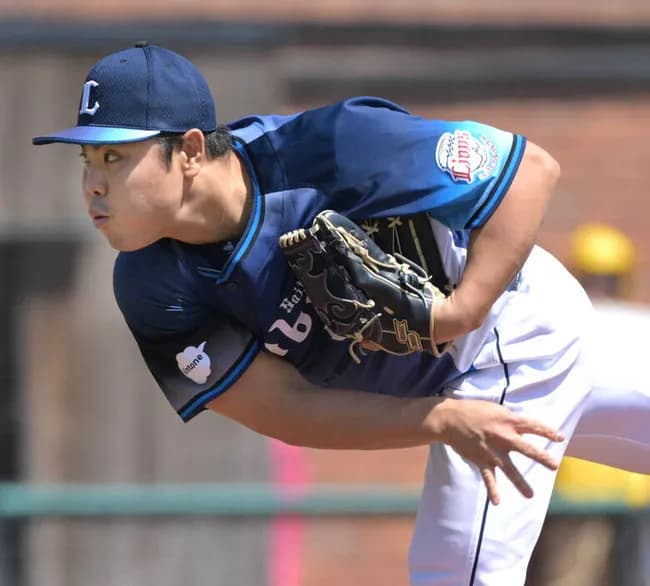 平良海馬(西)5登板 37回 0.49 36奪三振