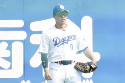 【中日2軍】辻本倫太郎、プロ入り初の左翼守備！外野手不足のチームにとって新たな選択肢！！