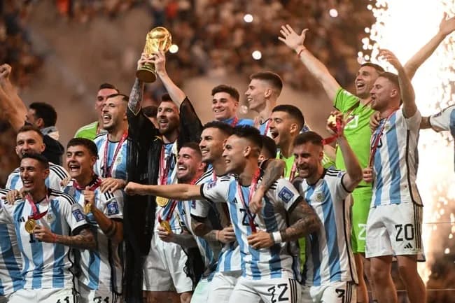 【悲報】W杯決勝のチケットがクソ高い、多分お前らの想像の370倍高い