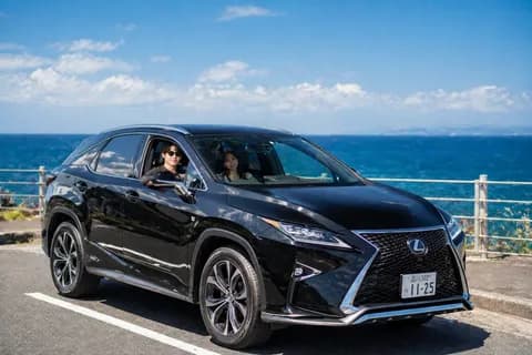 【悲報】軽自動車乗り（貯金1500万）よりSUV乗り（貯金100万）の方が圧倒的にモテるという事実