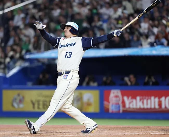 【ヤクルト】オスナ抹消、２軍での再調整は来日６年目で初　今季全25試合「４番一塁」スタメン