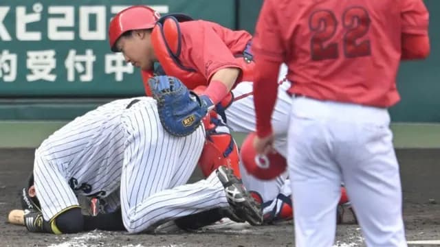 カープ高太一が阪神近本に謝罪。死球で骨折「申し訳ないです」