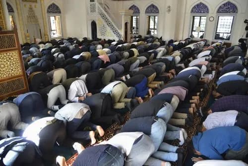 【悲報】イスラム教とかいう本来の教えはそこそこ寛容で優しい宗教ｗｗｗｗｗｗｗｗｗｗ