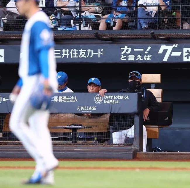 【悲報】日ハム・新庄監督「負けたのはキャッチャーの配球が良くなかったせい」