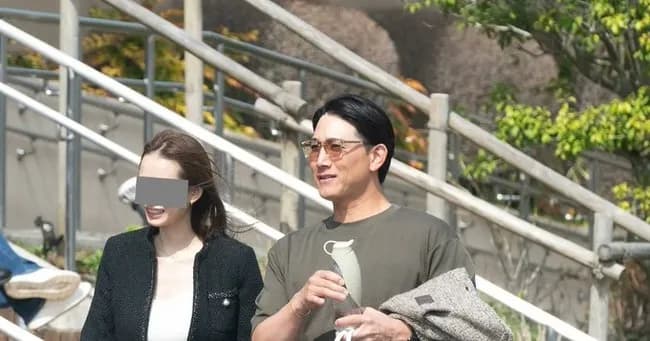 巨人・小林誠司(36)に新恋人　ダレノガレ明美似の美女と同棲！球界きってのイケメン捕手が自らの“女房役”を見つけていた