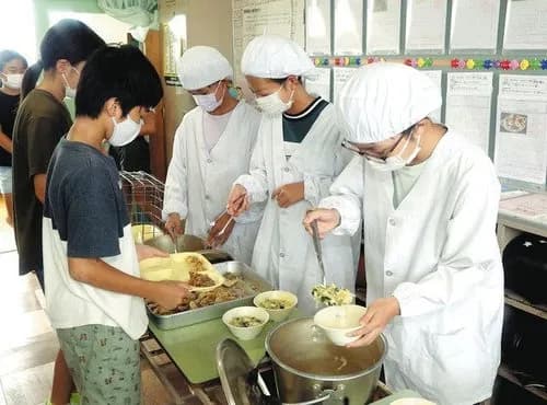 【悲報】イスラム教徒さん「ハラール給食の何がダメなの？豚肉抜きでも誰も困らないでしょ」ｗｗｗｗｗｗｗｗｗｗ