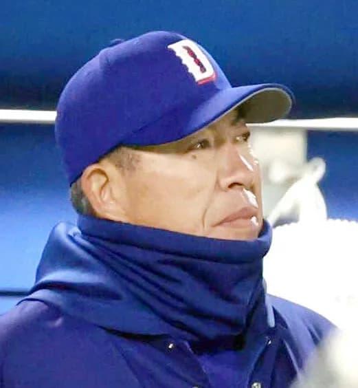 【朗報】中日井上一樹、コーチ陣に喝！！「『いいよ、いいよ』だけでなく、もう少し語気を強めて。」