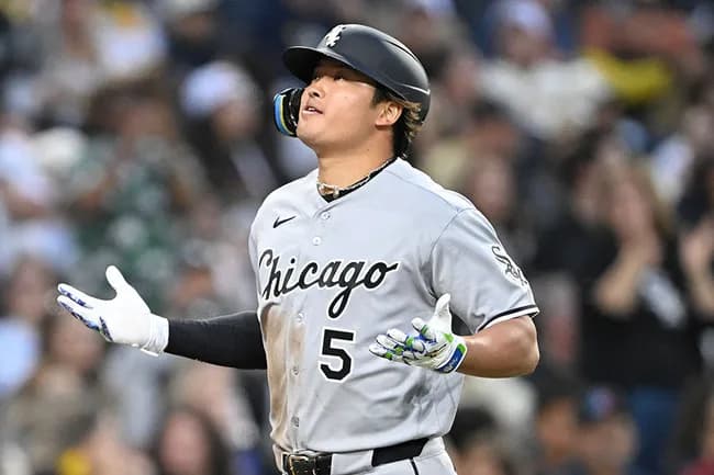 村上宗隆(26)打率.239(113-27) 13本 26打点 27四球46三振 OPS.967←率直な感想ｗｗｗｗｗｗｗｗｗｗｗ