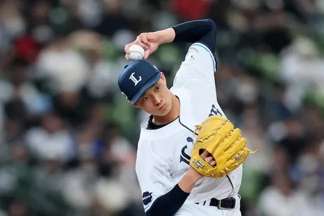 日本のプロ野球でなんかめちゃくちゃ気持ち悪い投げ方の投手が発見されてしまうｗｗｗ