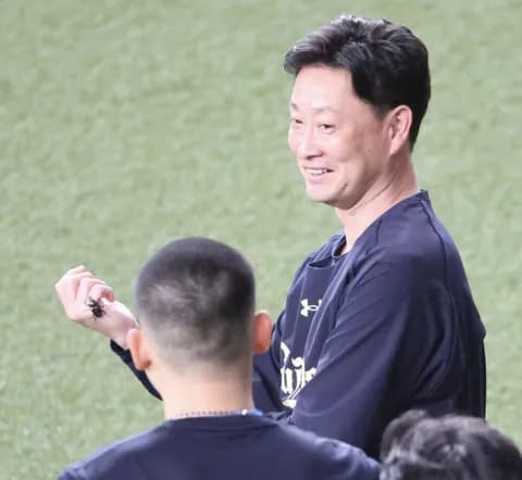 虫が大の苦手な吉田は、岸田監督にすぐさま報告← 低学年の学校の先生みたいな扱いやな
