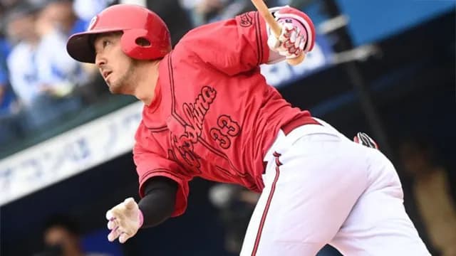 カープ菊池涼介、1号3ランホームラン！DeNA深沢鳳介から完璧弾！！