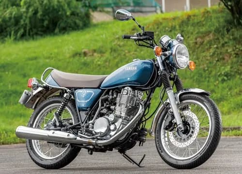 【悲報】SR400女さん、山道で軽にガチで正面衝突されかけるｗｗｗｗｗｗｗｗｗｗ