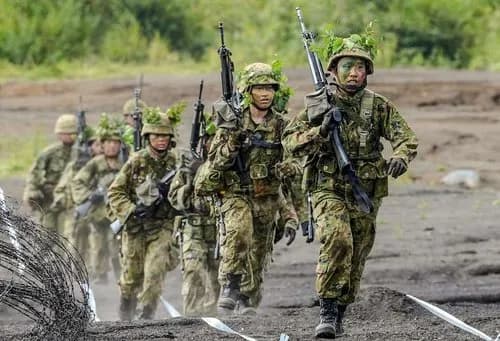 【悲報】自衛隊さん、言うほど日本守ってるか？ｗｗｗｗｗｗｗｗｗｗ